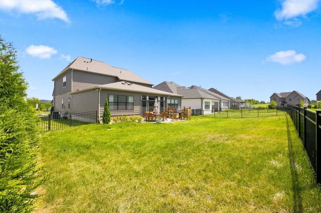 3487 Burgate Trl, Thompsons Station, TN 37179