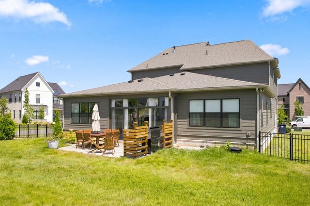 3487 Burgate Trl, Thompsons Station, TN 37179