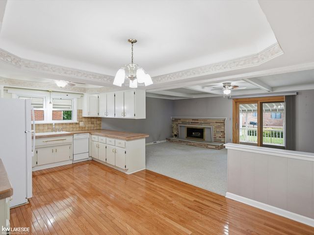 34265 Greentrees Road, Sterling Heights, MI 48312