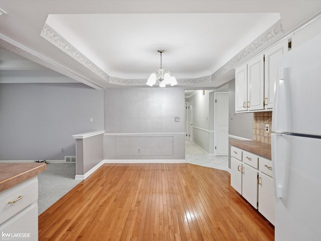 34265 Greentrees Road, Sterling Heights, MI 48312