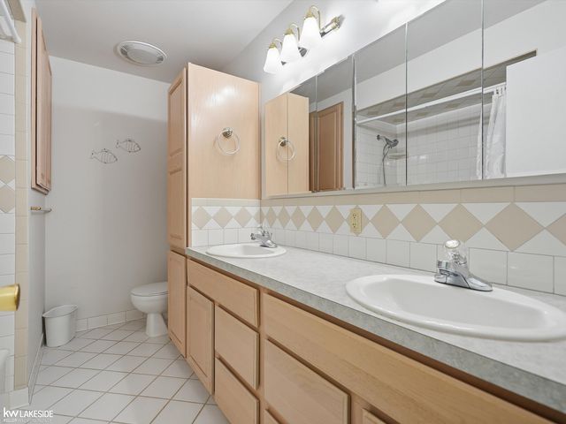 34265 Greentrees Road, Sterling Heights, MI 48312