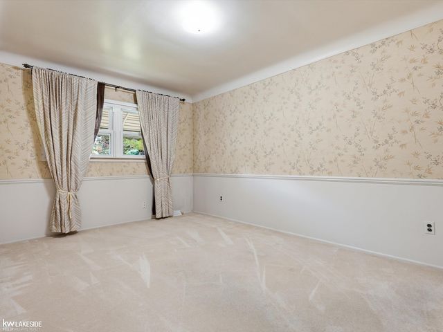 34265 Greentrees Road, Sterling Heights, MI 48312