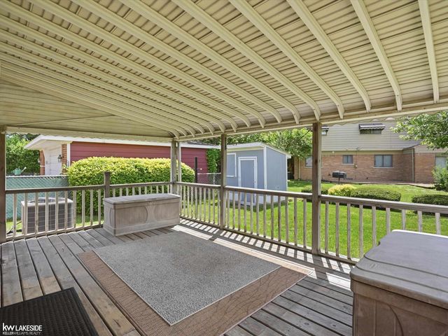 34265 Greentrees Road, Sterling Heights, MI 48312