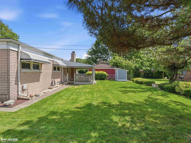 34265 Greentrees Road, Sterling Heights, MI 48312