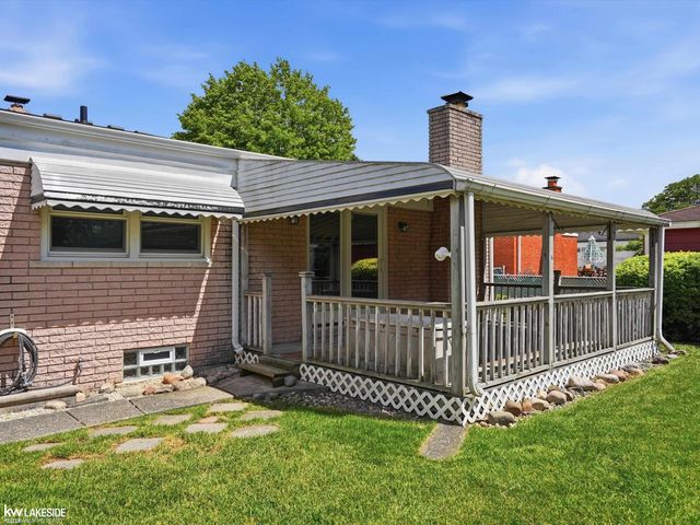 34265 Greentrees Road, Sterling Heights, MI 48312