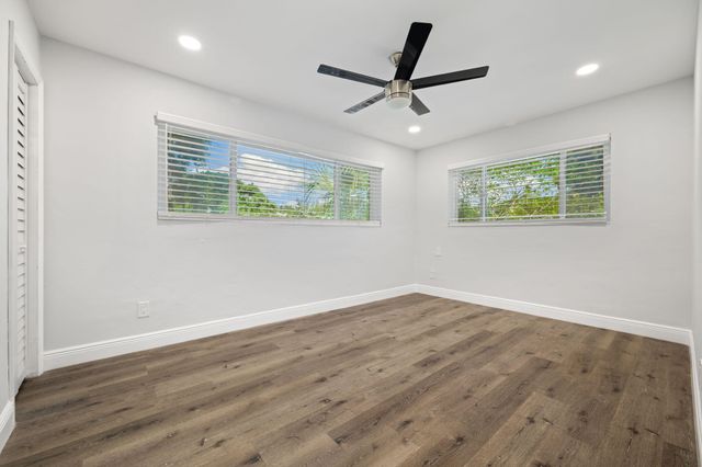 2298 NE 4th Avenue, Boca Raton, FL 33431