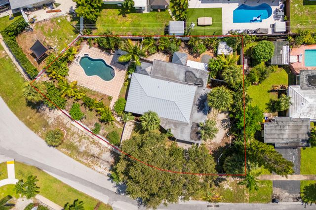 2298 NE 4th Avenue, Boca Raton, FL 33431