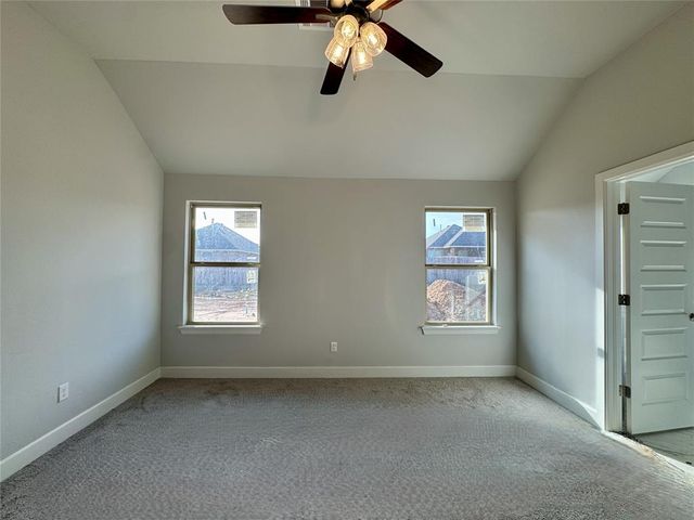 9324 NW 143rd Street, Yukon, OK 73099