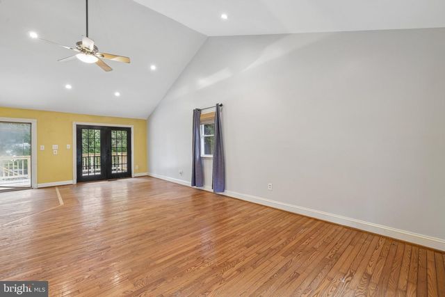 1398 RAINBOW DR, Pasadena, MD 21122