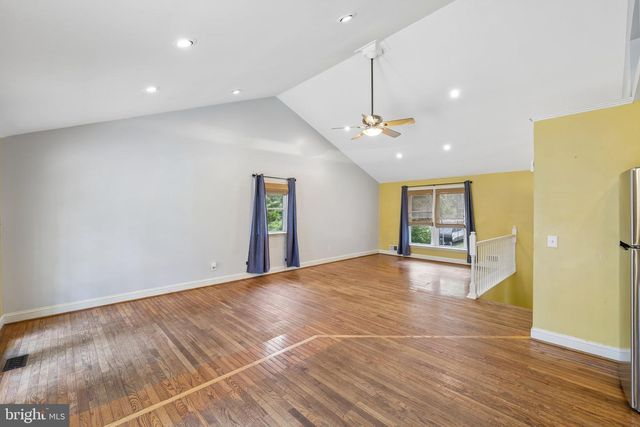 1398 RAINBOW DR, Pasadena, MD 21122