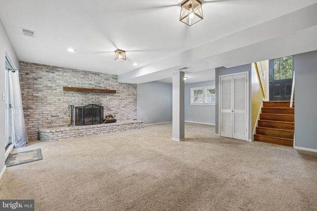 1398 RAINBOW DR, Pasadena, MD 21122