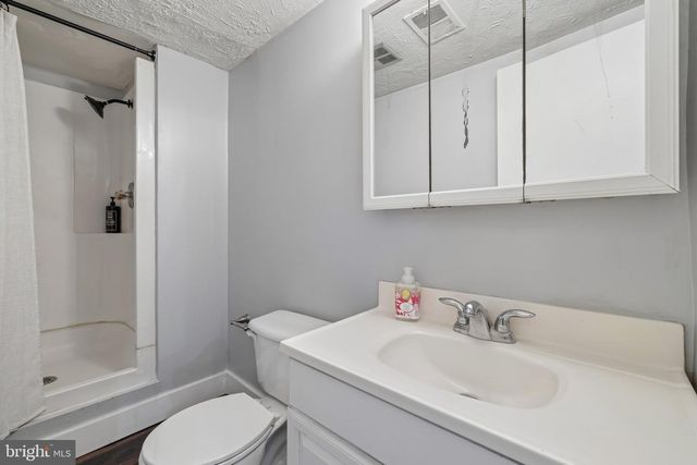 1398 RAINBOW DR, Pasadena, MD 21122