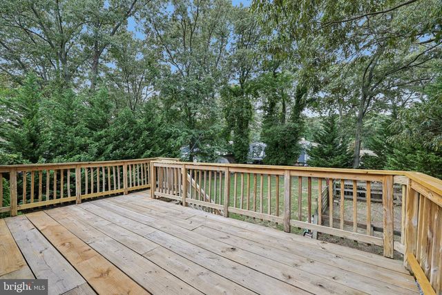 1398 RAINBOW DR, Pasadena, MD 21122