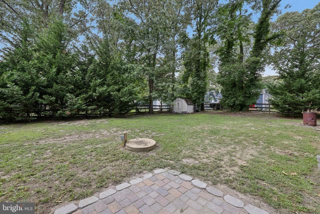 1398 RAINBOW DR, Pasadena, MD 21122