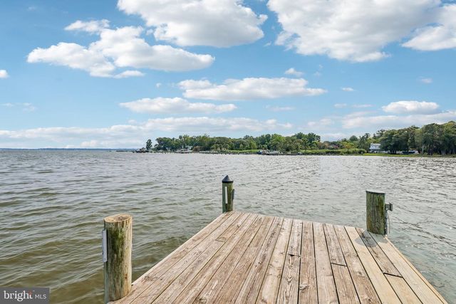 1398 RAINBOW DR, Pasadena, MD 21122