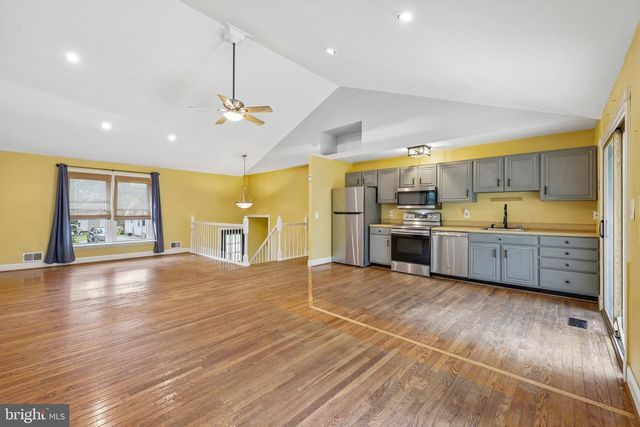 1398 RAINBOW DR, Pasadena, MD 21122