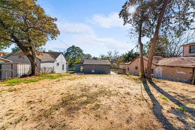 1203 Forester Drive, Dallas, TX 75216