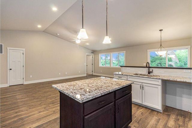 945 Ridgetop Circle, Oshtemo Twp, MI 49009