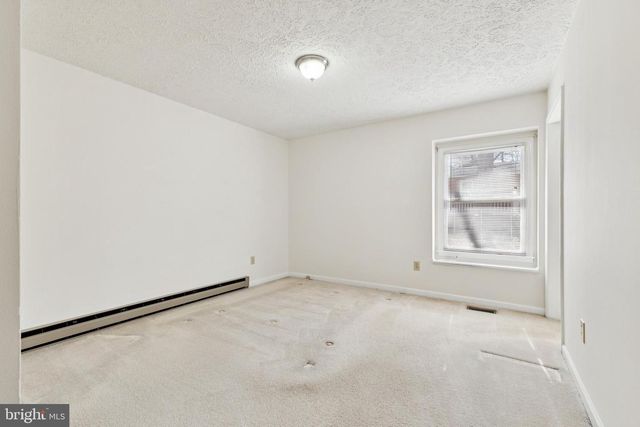 7830 LAKE DR, Manassas, VA 20111