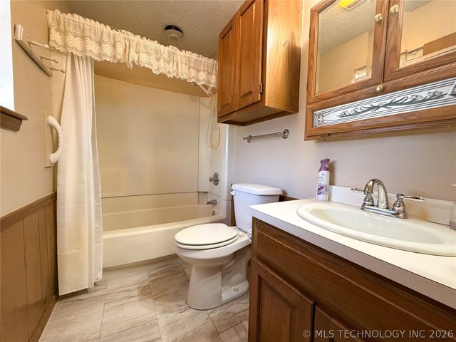 3402 Dakota Avenue, Muskogee, OK 74403