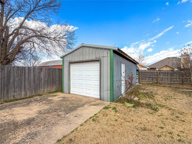 3402 Dakota Avenue, Muskogee, OK 74403