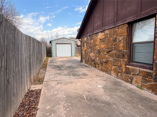 3402 Dakota Avenue, Muskogee, OK 74403