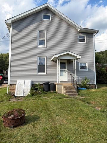 702 Vine, West Newton, PA 15089