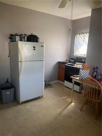 702 Vine, West Newton, PA 15089
