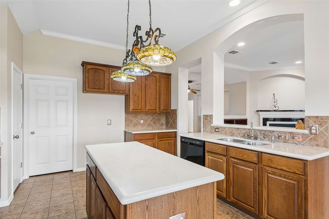 4409 Mallow Oak Drive, Fort Worth, TX 76123