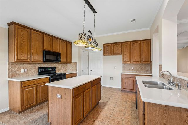 4409 Mallow Oak Drive, Fort Worth, TX 76123