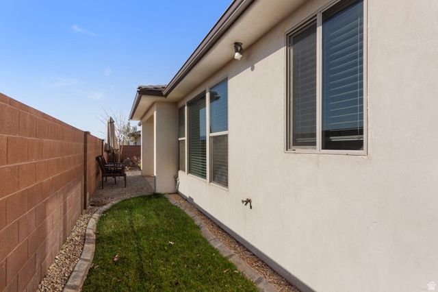 3084 E FUCHSIA DR, St. George, UT 84790