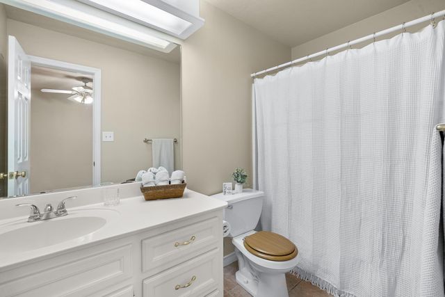 2287 N Earl Rudder Freeway, Bryan, TX 77803