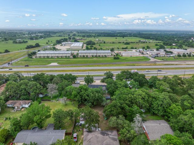 2287 N Earl Rudder Freeway, Bryan, TX 77803