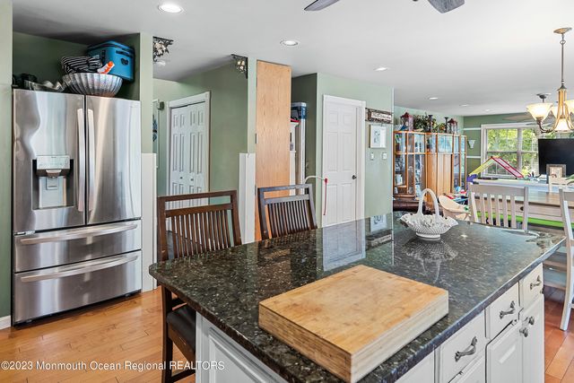 2 Twin Oaks Court, Jackson, NJ 08527