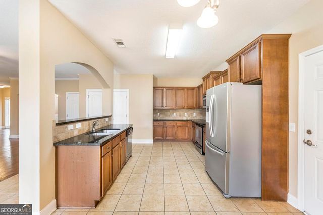 175 Arbor Creek, Warner Robins, GA 31093