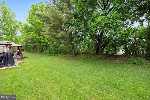 70 FOREST CT, Mantua, NJ 08051