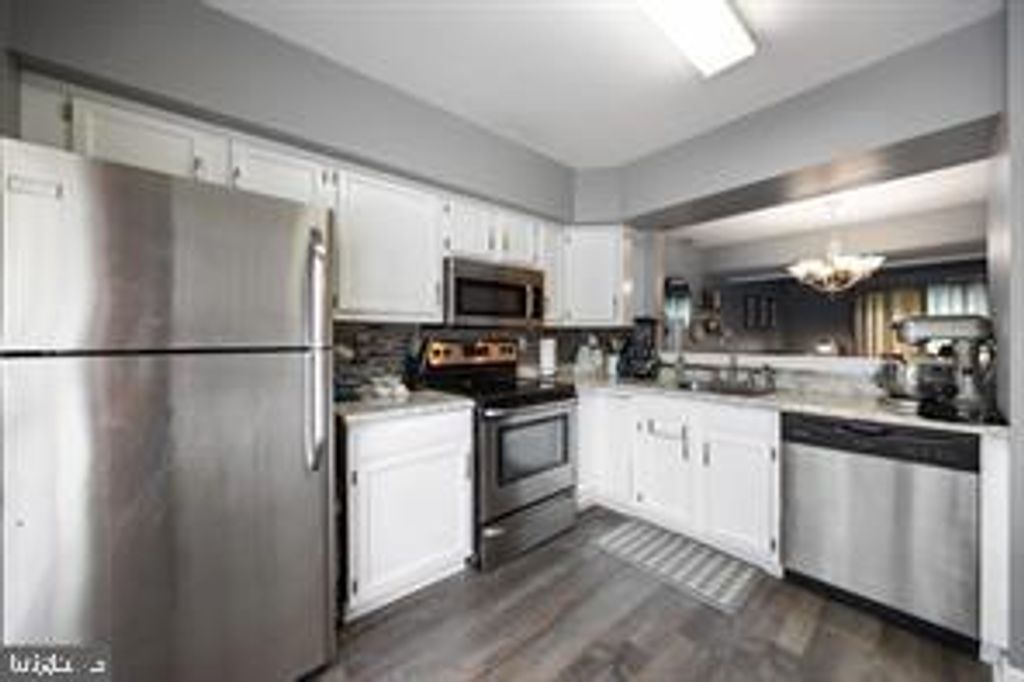 70 FOREST CT, MANTUA, NJ 08051 — photo 5