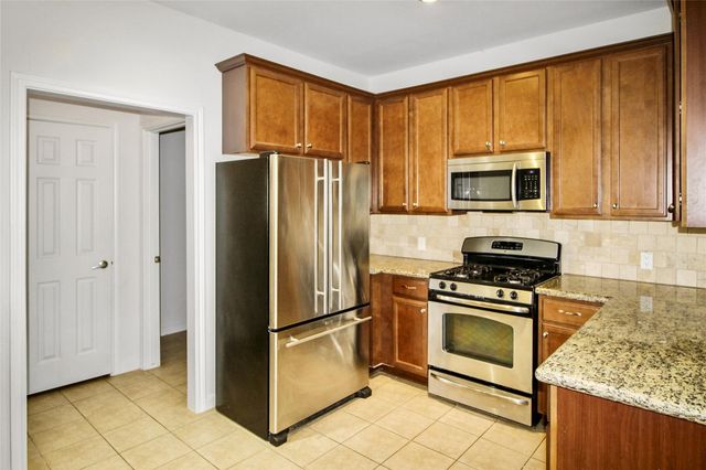 5811 Washington Avenue A, Houston, TX 77007