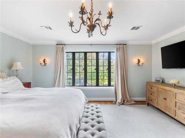 1220 W 64th Street, Kansas City, MO 64113