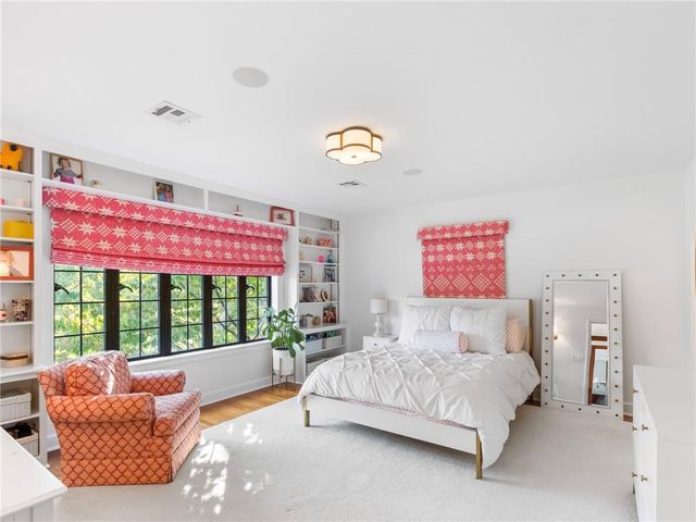 1220 W 64th Street, Kansas City, MO 64113