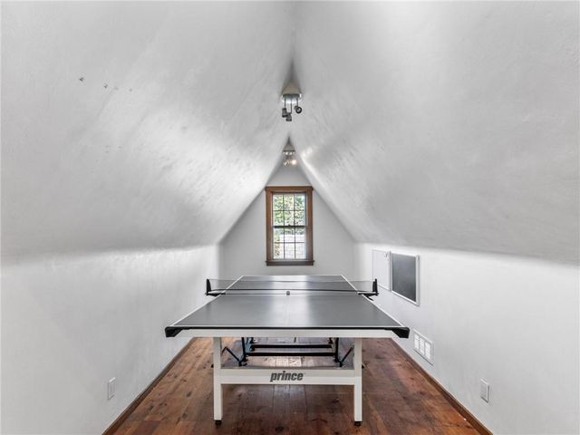 1220 W 64th Street, Kansas City, MO 64113