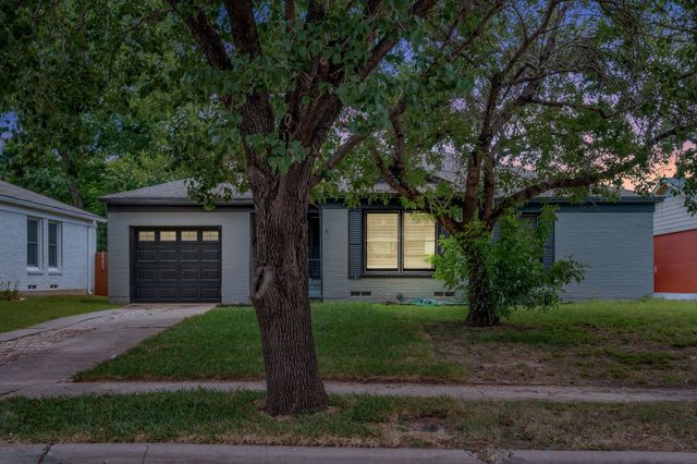 1710 Plymouth Drive N, Irving, TX 75061