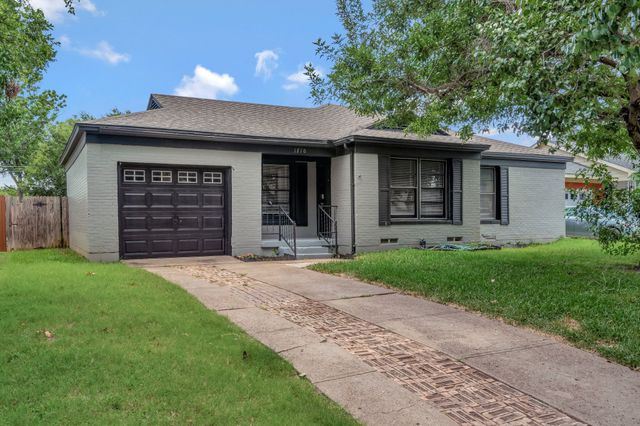 1710 Plymouth Drive N, Irving, TX 75061