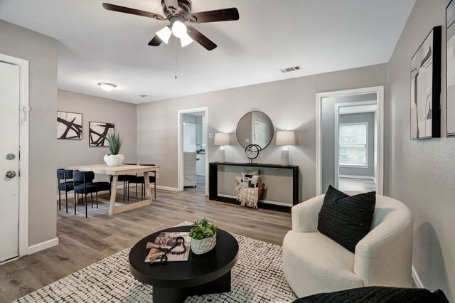1710 Plymouth Drive N, Irving, TX 75061