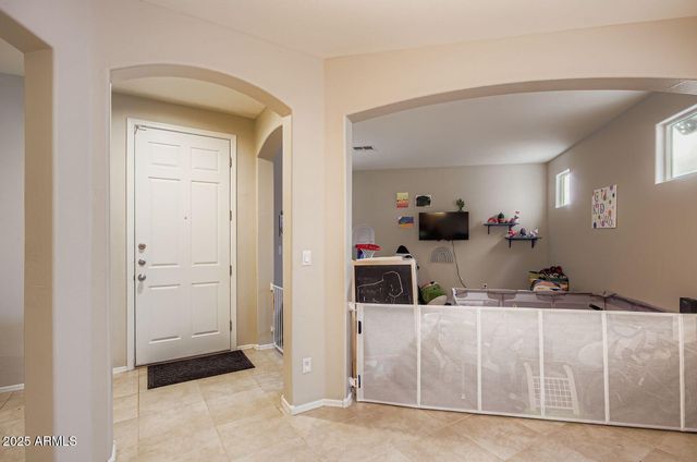 42574 W CHIMAYO Drive, Maricopa, AZ 85138