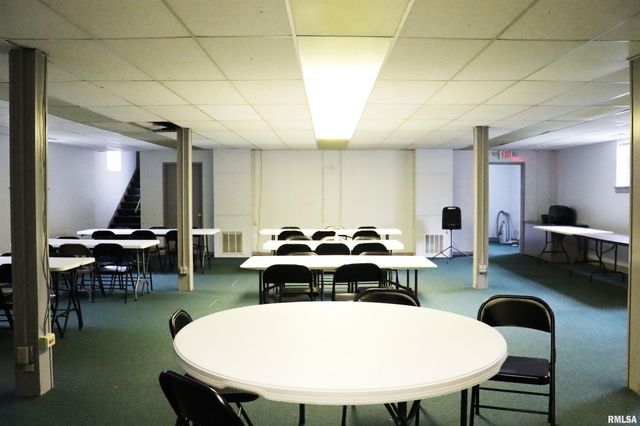 2901 N PROSPECT Road, Peoria, IL 61603