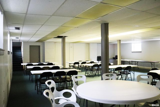 2901 N PROSPECT Road, Peoria, IL 61603