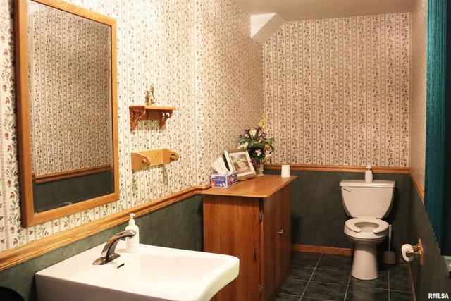 2901 N PROSPECT Road, Peoria, IL 61603