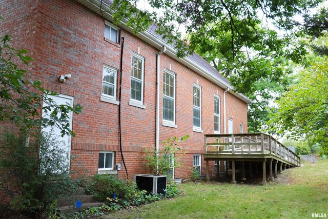 2901 N PROSPECT Road, Peoria, IL 61603