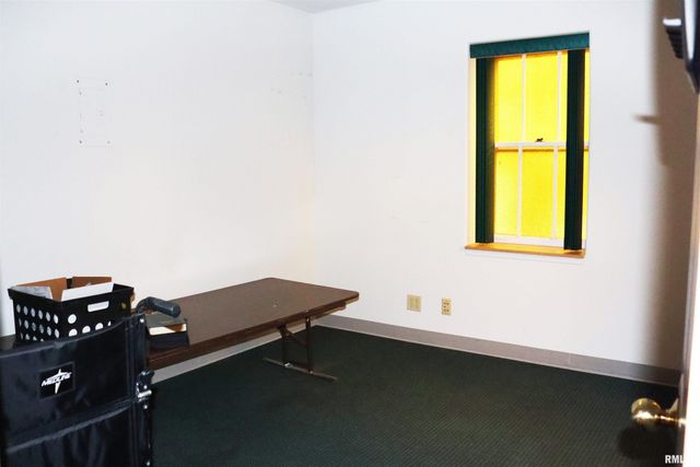 2901 N PROSPECT Road, Peoria, IL 61603